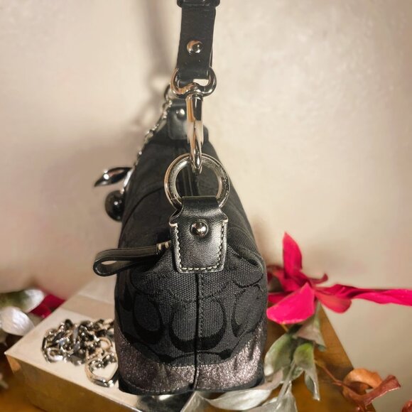 Coach Black Y2K Bucket Shoulder Bag - Picture 5 of 16